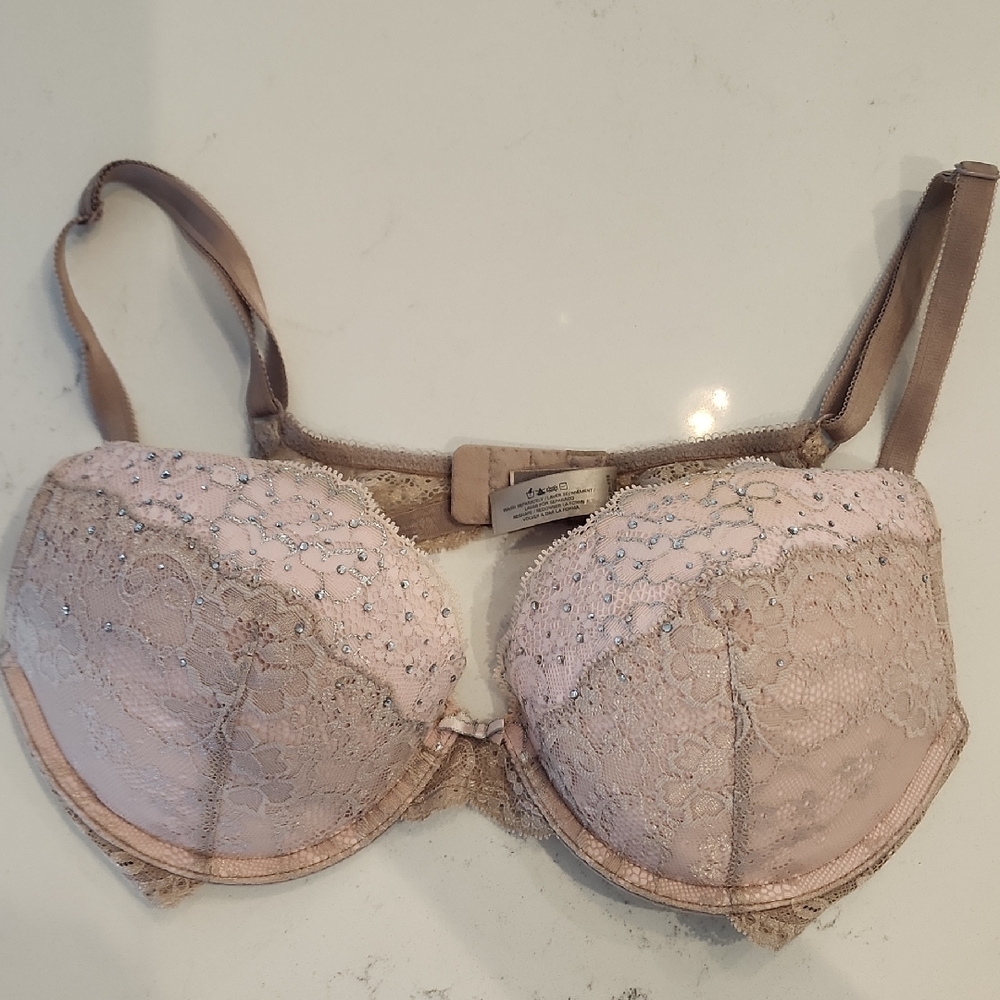 Victoria's Secret Lace Bra - Light Pink and Tan
